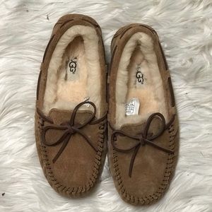 Ugg moccasin slippers. Color - Chestnut